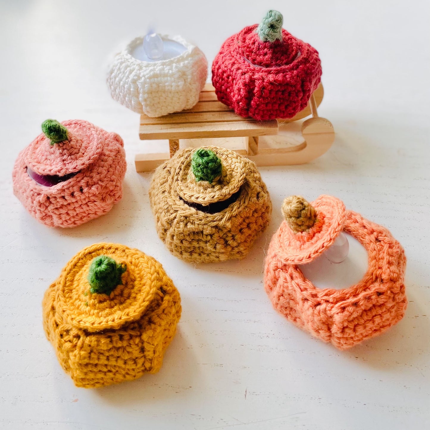Les Bons Enfants Paris – Crochet Pumpkin LED Light - Restock coming soon with new shades to collect.