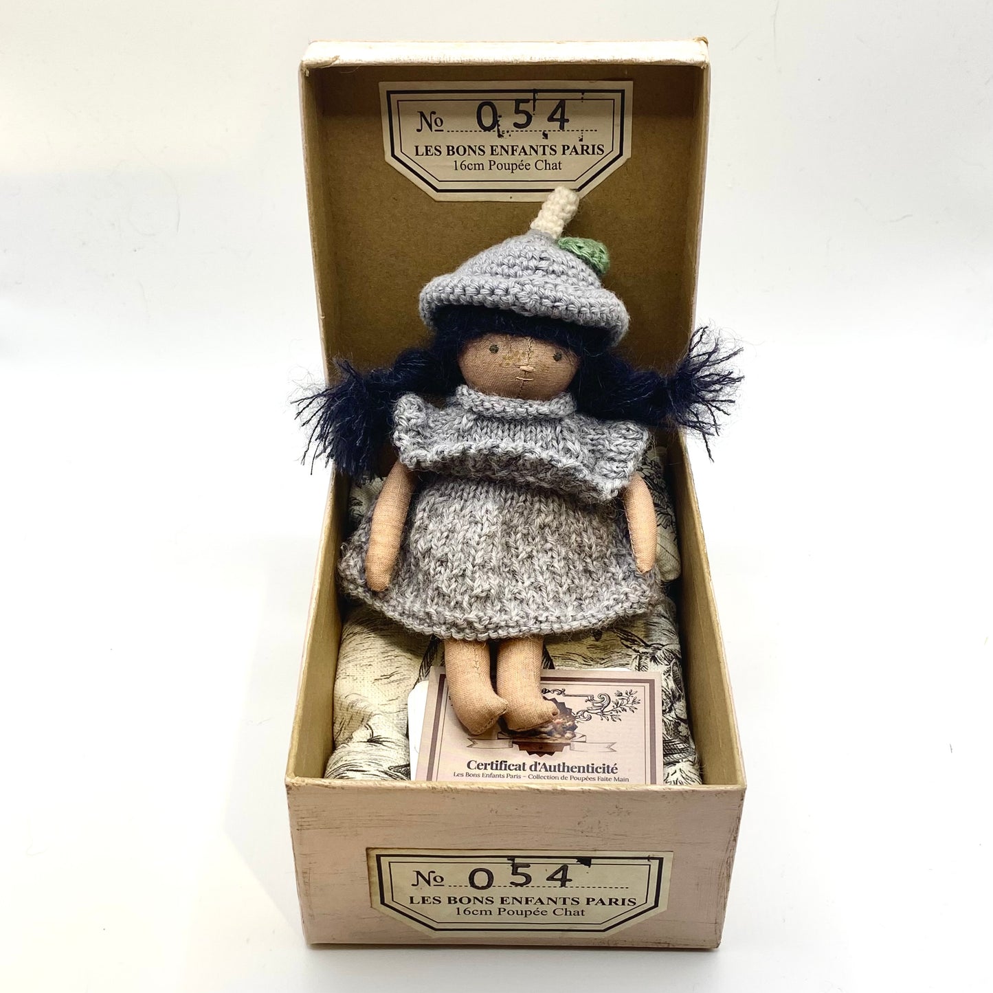 14cm Collector’s Doll – Special Edition Box (#054)