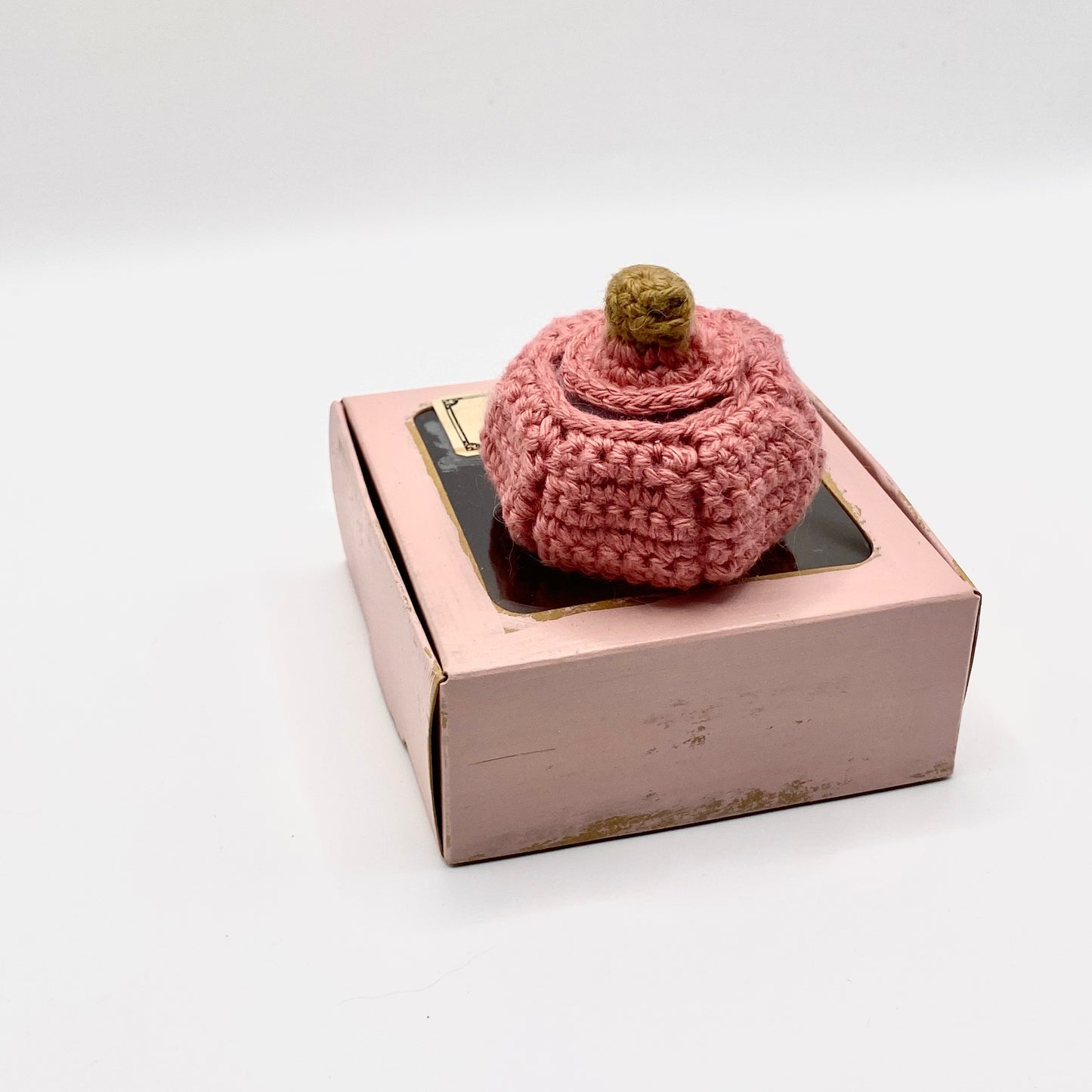 Hand Crochet Pumpkin LED Light by Les Bons Enfants Paris